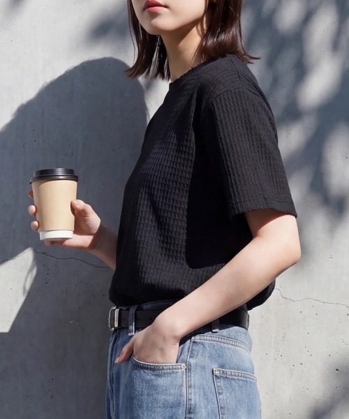 SELECT LEVERY(セレクトリベリー)の「速乾 シャーリングドビー織りプルオーバー(Tシャツ/カットソー・レディース・ブラック/カーキ/ベージュ・LARGE/MEDIUM)」の8枚目の写真