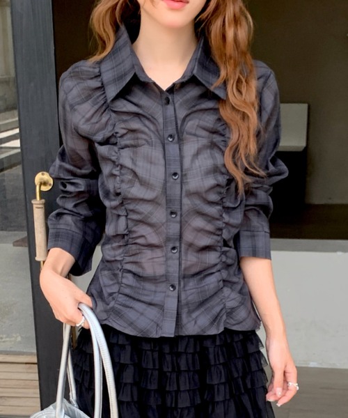Achic(アシック)の「フロントシャーリングチェック柄シャツ(シャツ/ブラウス・レディース・グレー/ブラック/チャコールグレー・M)」の5枚目の写真