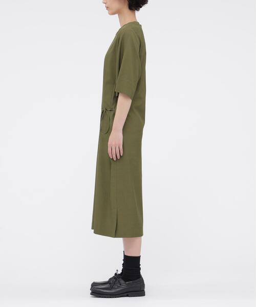 MARGARET HOWELL(マーガレットハウエル)の「FLUID COTTON BLEND(ワンピース・レディース・ブラック/グリーン・1/2)」の6枚目の写真