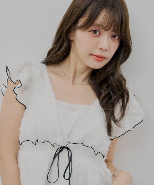 Chico(チコ)の「フリンジ配色フリルブラウス(シャツ/ブラウス・レディース・ピンクベージュ/ブラウン/ブラック/アイボリー・FREE)」の9枚目の写真