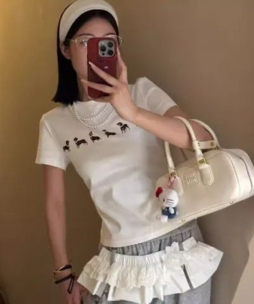 AVYL（アヴィル）の「ドッグプリント コンパクトリンガーTシャツ（Tシャツ/カットソー・レディース・ホワイト/グレー・M）」の3枚目の写真