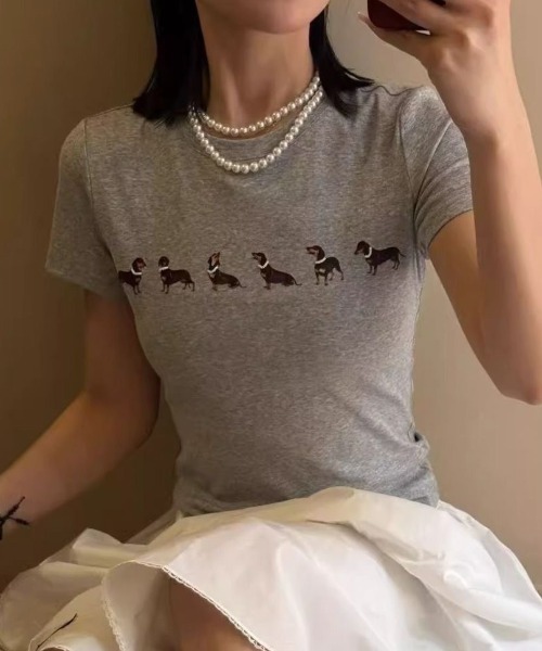 AVYL（アヴィル）の「ドッグプリント コンパクトリンガーTシャツ（Tシャツ/カットソー・レディース・ホワイト/グレー・M）」の7枚目の写真