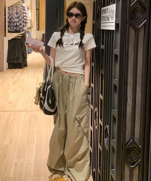 AVYL（アヴィル）の「ドッグプリント コンパクトリンガーTシャツ（Tシャツ/カットソー・レディース・ホワイト/グレー・M）」の13枚目の写真