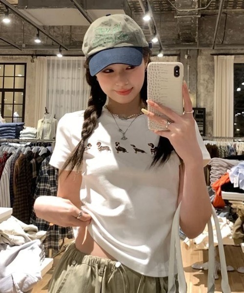 AVYL（アヴィル）の「ドッグプリント コンパクトリンガーTシャツ（Tシャツ/カットソー・レディース・ホワイト/グレー・M）」の20枚目の写真