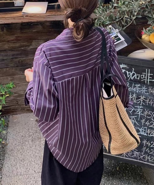 ReRe（リリ）の「ストライプ切り替え変形デザインシャツ（シャツ/ブラウス・レディース・パープル・MEDIUM/LARGE/X-LARGE）」の5枚目の写真
