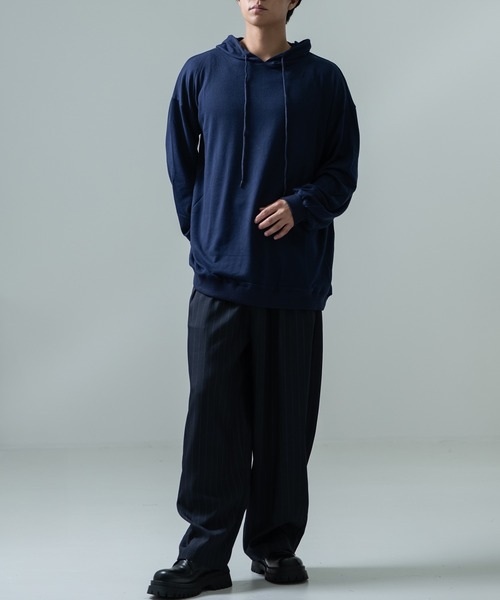 Crownor(クラウノアー)の「ワイドスリーブ ビッグパーカー(パーカー・メンズ・グレー/ブラック/ネイビー/ワイン/モカ・MEDIUM/LARGE)」の21枚目の写真