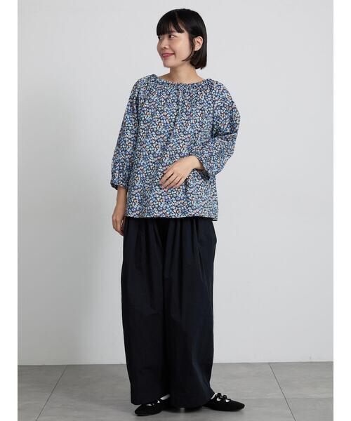 TSUHARU by Samansa Mos2(ツハルバイサマンサモスモス)の「【LIBERTY FABRICS】Floralia柄前後着ブラウス(シャツ/ブラウス・レディース・ブルー/レッド・F)」の21枚目の写真