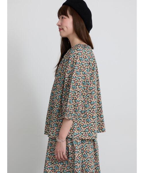 TSUHARU by Samansa Mos2(ツハルバイサマンサモスモス)の「【LIBERTY FABRICS】Floralia柄前後着ブラウス(シャツ/ブラウス・レディース・ブルー/レッド・F)」の17枚目の写真