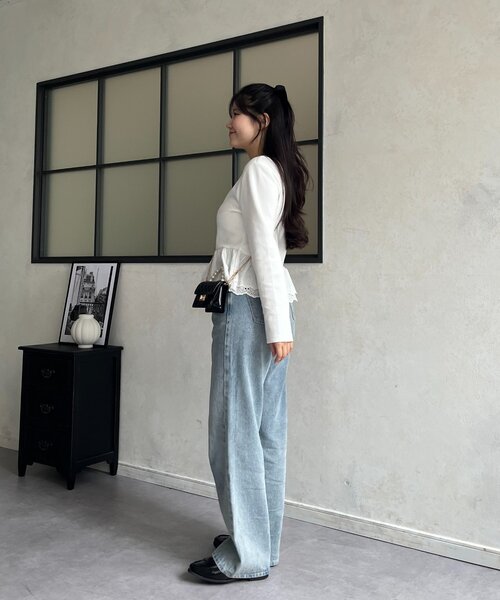 prose verse(プロズヴェール)の「【MIO】肩パット付ヘンリーネック裾レースフリルトップス(Tシャツ/カットソー・レディース・ブラック/オフホワイト/グレー・LARGE/MEDIUM)」の13枚目の写真