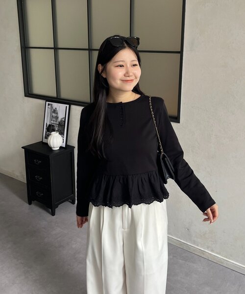 prose verse(プロズヴェール)の「【MIO】肩パット付ヘンリーネック裾レースフリルトップス(Tシャツ/カットソー・レディース・ブラック/オフホワイト/グレー・LARGE/MEDIUM)」の16枚目の写真