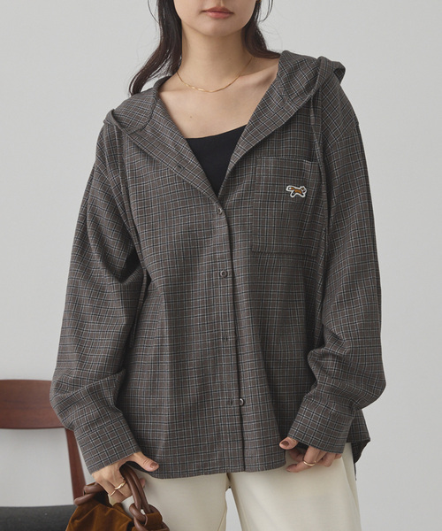 PENNEYS(ぺニーズ)の「PENNEYS/ペニーズ 別注 THE FOX ロゴ ワンポイント刺繍 アソートチェック フードシャツ(シャツ/ブラウス・レディース・ベージュ系/ブルー系/ブラウン系/ブラック系/ネイビー系・FREE)」の13枚目の写真