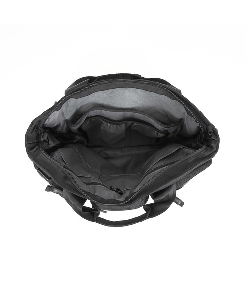 CHROME（クローム）の「［ CHROME / クローム ］AXCEL TOTE MESSENGER SM BK_BLACK / アクセル トート メッセンジャー バッグ スモール ブラック 耐水 容量：16L 完全防水ポケット 16インチPC収納（トートバッグ・メンズ・ブラック・FREE）」の7枚目の写真
