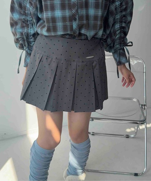 AS KNOW AS plus(アズノゥアズプラス)の「☆ブランドロゴプレート ボックスプリーツミニスカート(スカート・レディース・ブラウン系/グレー系/ブラック系・FREE)」の15枚目の写真