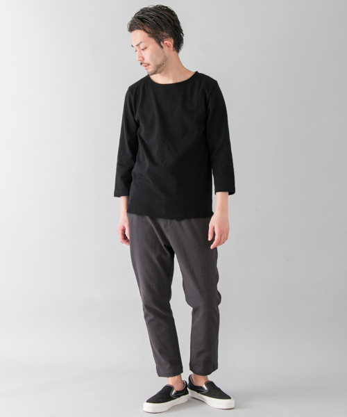 URBAN RESEARCH（アーバンリサーチ）の「UR バスクシャツ（Tシャツ/カットソー・メンズ・グレー/グレー系その他/ホワイト系その他/ブラック/ホワイト/キャメル・MEDIUM/LARGE/SMALL）」の17枚目の写真