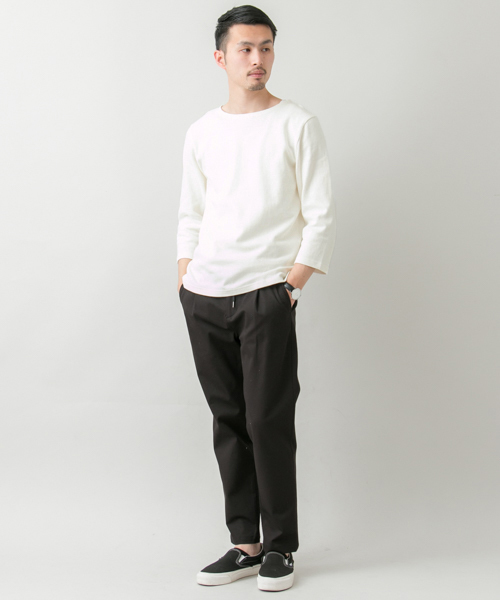 URBAN RESEARCH（アーバンリサーチ）の「UR バスクシャツ（Tシャツ/カットソー・メンズ・グレー/グレー系その他/ホワイト系その他/ブラック/ホワイト/キャメル・MEDIUM/LARGE/SMALL）」の12枚目の写真