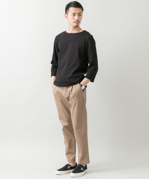 URBAN RESEARCH（アーバンリサーチ）の「UR バスクシャツ（Tシャツ/カットソー・メンズ・グレー/グレー系その他/ホワイト系その他/ブラック/ホワイト/キャメル・MEDIUM/LARGE/SMALL）」の14枚目の写真