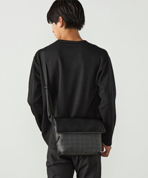 COMME CA ISM（コムサイズム）の「シュリンク型押し＆チェック柄 ショルダーバッグ（ショルダーバッグ）」