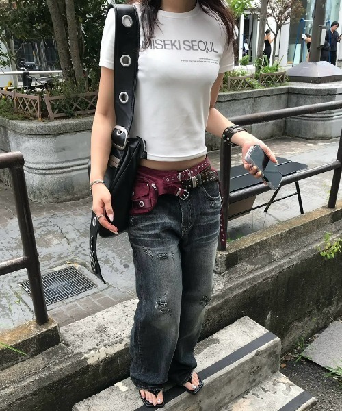 Never mind the XU / Chikashitsu+(ネバーマインド ザ エックスユー / チカシツプラス)の「【Chikashitsu +】faded wide-leg denim pants / 【チカシツプラス】フェードワイドレッグデニムパンツ(デニムパンツ・メンズ・ネイビー・L/M/S)」の7枚目の写真