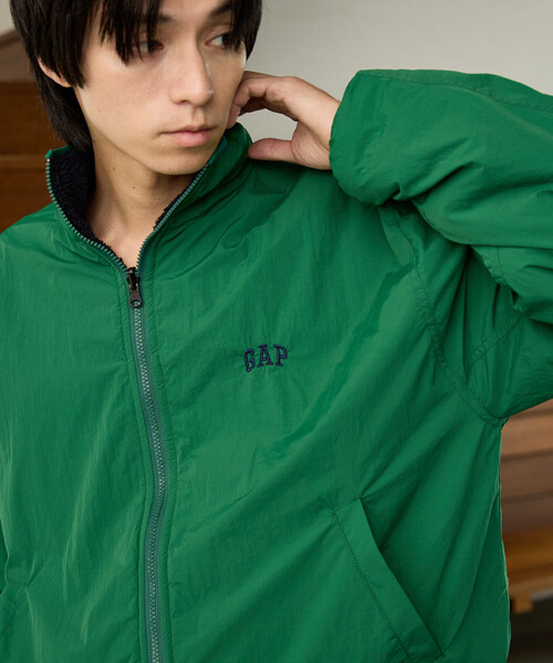 GAP(ギャップ)の「PUBLUX × GAP/ギャップ 別注 ボア × ナイロン リバーシブル ジップ ブルゾン 限定展開(ブルゾン・メンズ・レオパード/ブラウン/ネイビー/グレー・SMALL/MEDIUM/LARGE)」の7枚目の写真