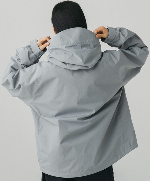 +phenix(プラスフェニックス)の「+phenix(プラスフェニックス)FIELD PARKA フィールドパーカー / WINDSTOPPER PRODUCTS BY GORE-TEX LABS(マウンテンパーカー・メンズ・ブラック/グレー/ネイビー・M/L)」の11枚目の写真