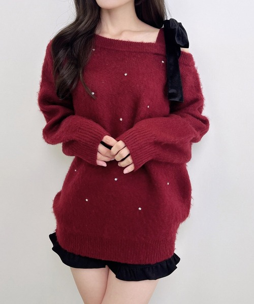 INGNI（イング）の「ワンショル肩リボンビジュ付シャギーチュニックニット（ニット/セーター・レディース・ピンク/チャコールグレー/アイボリー/ボルドー・M）」の11枚目の写真