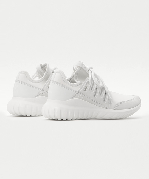 adidas（アディダス）の「オリジナルス チュブラー　ラディアル [TUBULAR RDL]（スニーカー・メンズ・ブラック/ホワイト・30.0cm/28.0cm/29.0cm/27.5cm/25.5cm/26.5cm/29.5cm/26.0cm/27.0cm/28.5cm）」の4枚目の写真