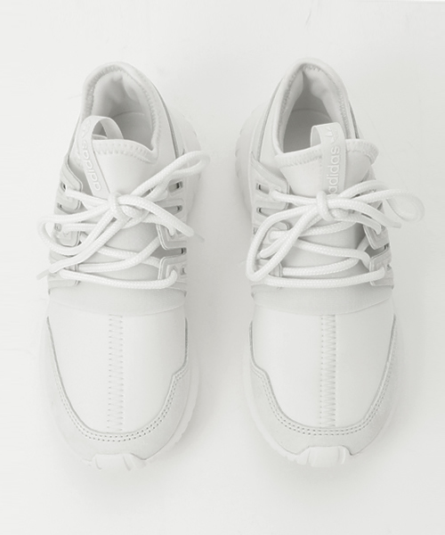 adidas（アディダス）の「オリジナルス チュブラー　ラディアル [TUBULAR RDL]（スニーカー・メンズ・ブラック/ホワイト・30.0cm/28.0cm/29.0cm/27.5cm/25.5cm/26.5cm/29.5cm/26.0cm/27.0cm/28.5cm）」の3枚目の写真