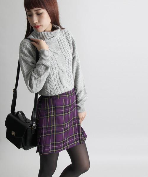 WEGO（ウィゴー）の「WEGO/ラッププリーツミニスカパン（スカート・レディース・グリーン系その他2/レッド系その他2/杢グレー/ブラック/パープル系その他2・FREE）」の5枚目の写真