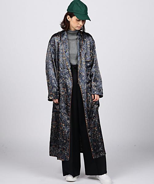 EN ROUTE（アンルート）の「ENR サテンプリントガウンコート◇（その他 