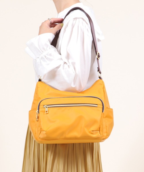 BASE（ベース）の「軽量 ナイロン ショルダーバッグ（ショルダーバッグ・レディース・グレー/ピンク/ベージュ/マスタード/カーキ/ボルドー/ダークブルー/ブラック/ネイビー/グレー系その他/グリーン/ブラウン系その他/ピンク系その他・FREE）」の10枚目の写真