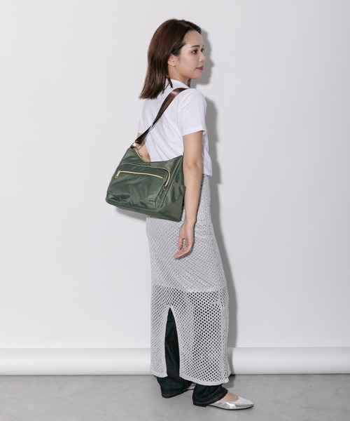 BASE（ベース）の「軽量 ナイロン ショルダーバッグ（ショルダーバッグ・レディース・グレー/ピンク/ベージュ/マスタード/カーキ/ボルドー/ダークブルー/ブラック/ネイビー/グレー系その他/グリーン/ブラウン系その他/ピンク系その他・FREE）」の21枚目の写真