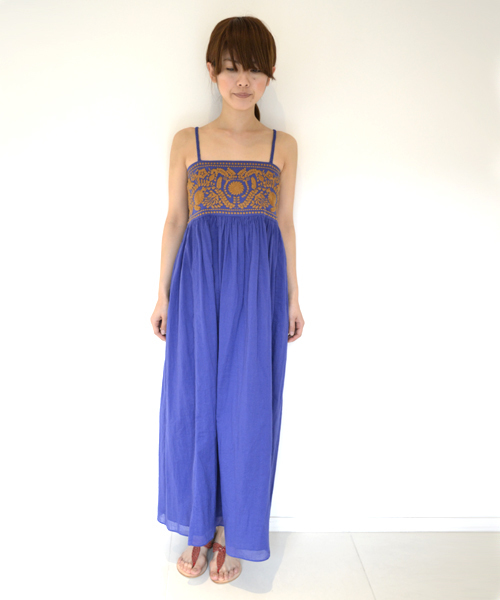 navasana（ナバアサナ）の「navasanaメキシカン刺繍マキシワンピース/712-NAJ-N102-OP130（ワンピース・レディース・ブルー/アイボリー/グレー/ブラック/ネイビー/ブラック系その他/ライトベージュ/ライトブルー・FREE）」の8枚目の写真