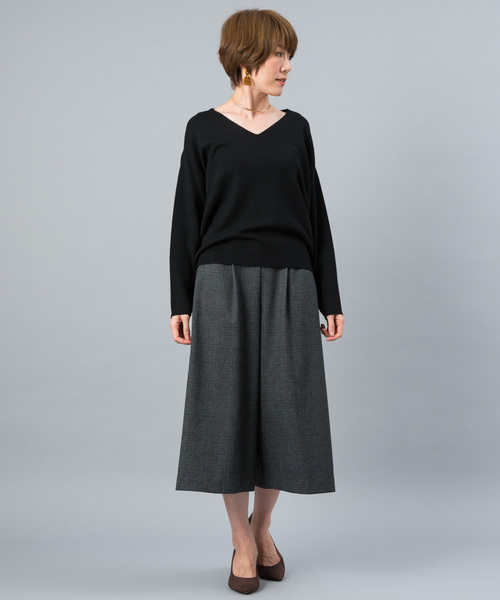 RIVE DROITE（リヴドロワ）の「ミラノリブVネックニット（ニット/セーター・レディース・ホワイト/ブラック/パープル・FREE）」の12枚目の写真