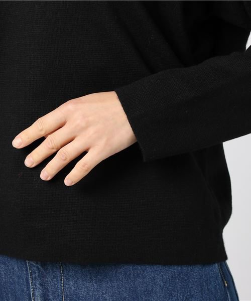 RIVE DROITE（リヴドロワ）の「ミラノリブVネックニット（ニット/セーター・レディース・ホワイト/ブラック/パープル・FREE）」の5枚目の写真