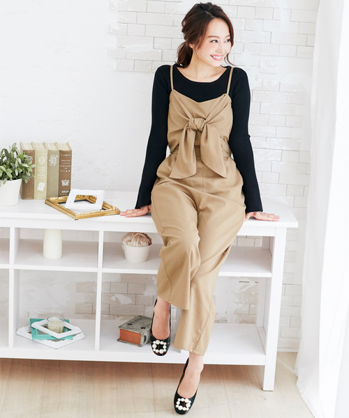 KOBE LETTUCE（コウベレタス）の「フロントリボンキャミオールインワン（つなぎ/オールインワン・レディース・ブラック/ベージュ/ネイビー/ホワイト系その他/ブルー系その他/ピンク系その他/ブラック系その他2/ブラック系その他3/ホワイト系その他2/インディゴブルー/カーキ/クリーム/イエロー系その他/ライトベージュ/モカ/グリーン系その他・FREE）」の8枚目の写真