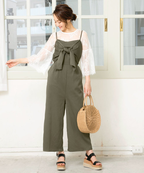 KOBE LETTUCE（コウベレタス）の「フロントリボンキャミオールインワン（つなぎ/オールインワン・レディース・ブラック/ベージュ/ネイビー/ホワイト系その他/ブルー系その他/ピンク系その他/ブラック系その他2/ブラック系その他3/ホワイト系その他2/インディゴブルー/カーキ/クリーム/イエロー系その他/ライトベージュ/モカ/グリーン系その他・FREE）」の11枚目の写真