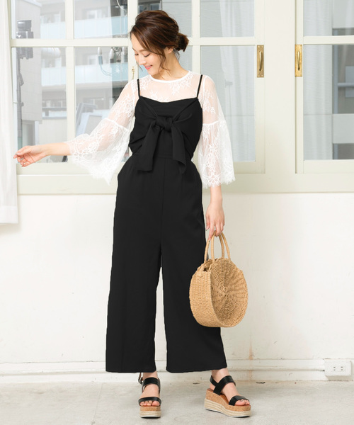 KOBE LETTUCE（コウベレタス）の「フロントリボンキャミオールインワン（つなぎ/オールインワン・レディース・ブラック/ベージュ/ネイビー/ホワイト系その他/ブルー系その他/ピンク系その他/ブラック系その他2/ブラック系その他3/ホワイト系その他2/インディゴブルー/カーキ/クリーム/イエロー系その他/ライトベージュ/モカ/グリーン系その他・FREE）」の4枚目の写真