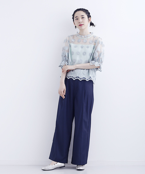 merlot plus(メルロープリュス)の「フラワー刺繍シアーブラウス1309(シャツ/ブラウス・レディース・ブルーグレー/オレンジ/ホワイト/ブラック・FREE)」の7枚目の写真