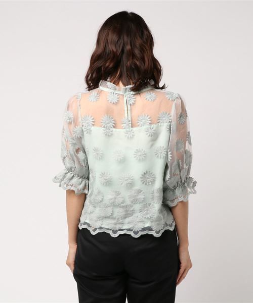 merlot plus(メルロープリュス)の「フラワー刺繍シアーブラウス1309(シャツ/ブラウス・レディース・ブルーグレー/オレンジ/ホワイト/ブラック・FREE)」の20枚目の写真