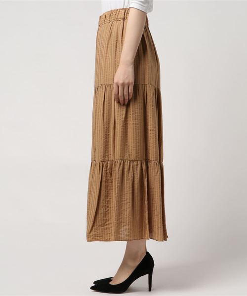 Cheek（チーク）の「シャドーストライプティアードマキシスカート（スカート・レディース・モスグリーン/キャメル・MEDIUM）」の3枚目の写真