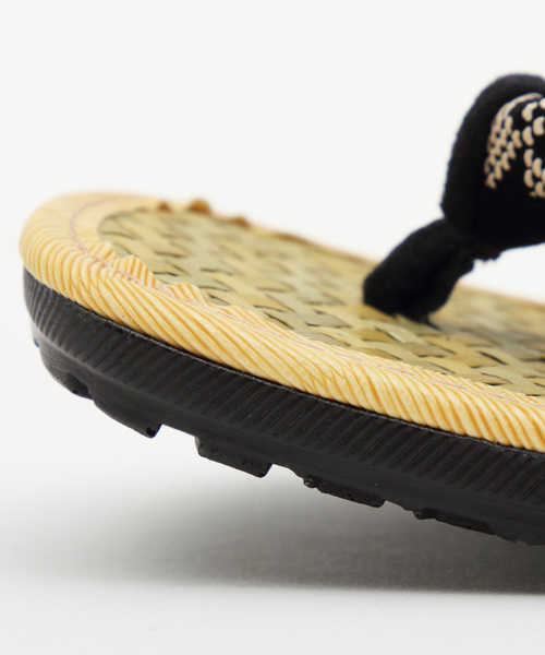 ８(eight)（エイト）の「網代 PUレザー雪駄 セッタ 紳士用 男性（和装小物・メンズ・A/D/B/C・X-LARGE/XX-LARGE/LARGE）」の16枚目の写真