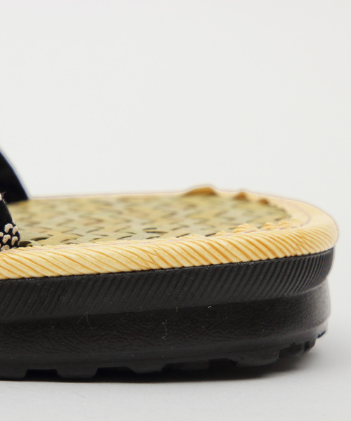 ８(eight)（エイト）の「網代 PUレザー雪駄 セッタ 紳士用 男性（和装小物・メンズ・A/D/B/C・X-LARGE/XX-LARGE/LARGE）」の17枚目の写真