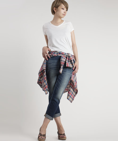 NANO universe（ナノユニバース）の「FF/9分丈テーパードデニム（デニムパンツ・レディース・ブルー/インディゴブルー・34/36/38）」の3枚目の写真