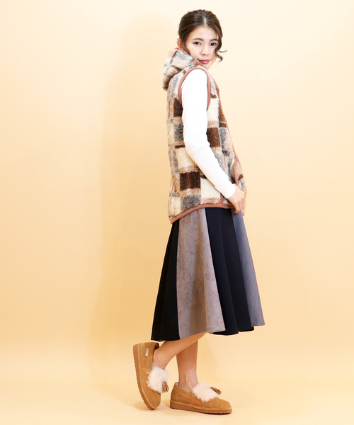 COLD BREAKER（コールドブレーカー）の「【 COLD BREAKER / コールドブレイカー 】 # ROBBY ジップアップ フード付きボアベスト（ベスト・レディース・ベージュ/ブラック/チャコールグレー/レッド/ブラウン/ナチュラル/ネイビー/ブラウン系その他・X-LARGE）」の14枚目の写真