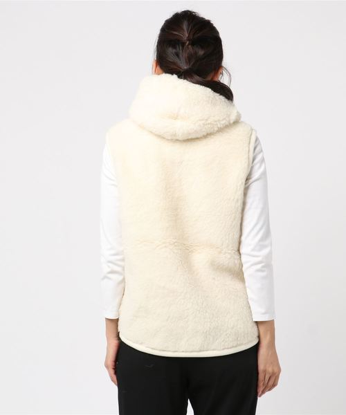 COLD BREAKER（コールドブレーカー）の「【 COLD BREAKER / コールドブレイカー 】 # ROBBY ジップアップ フード付きボアベスト（ベスト・レディース・ベージュ/ブラック/チャコールグレー/レッド/ブラウン/ナチュラル/ネイビー/ブラウン系その他・X-LARGE）」の11枚目の写真