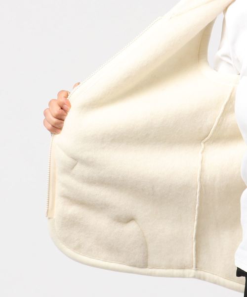 COLD BREAKER（コールドブレーカー）の「【 COLD BREAKER / コールドブレイカー 】 # ROBBY ジップアップ フード付きボアベスト（ベスト・レディース・ベージュ/ブラック/チャコールグレー/レッド/ブラウン/ナチュラル/ネイビー/ブラウン系その他・X-LARGE）」の9枚目の写真