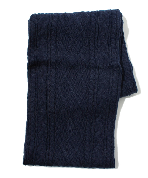MEN'S BIGI（メンズビギ）の「ケーブル編みリバーシブルスヌード（ストール/ショール・メンズ・ブラック系その他/ネイビー/ボルドー・FREE）」の5枚目の写真