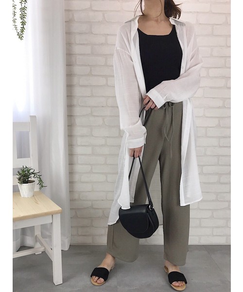 CLEA(クレア)の「ゆるシルエット シアールーズ シャツワンピース(シャツワンピース・レディース・ホワイト/ベージュ/サンドベージュ/ブラウン・FREE)」の3枚目の写真