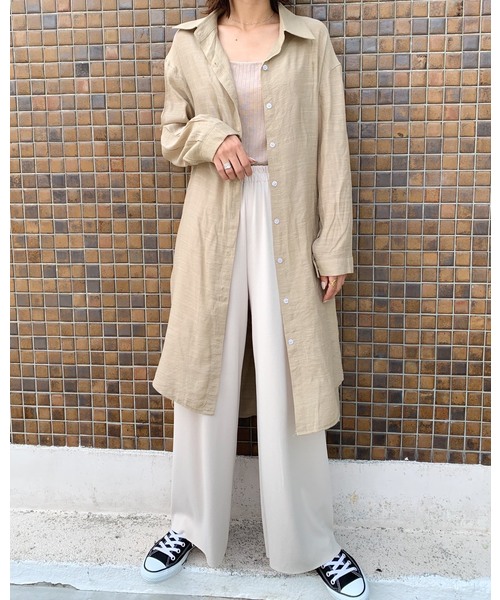 CLEA(クレア)の「ゆるシルエット シアールーズ シャツワンピース(シャツワンピース・レディース・ホワイト/ベージュ/サンドベージュ/ブラウン・FREE)」の2枚目の写真