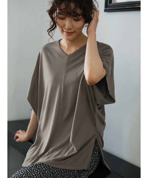 AMERICAN HOLIC（アメリカンホリック）の「MVSVネックドレープカットプルオーバー＊（Tシャツ/カットソー・レディース・ネイビー/グレー/グレー系その他2/ブラウン・M/L）」の2枚目の写真